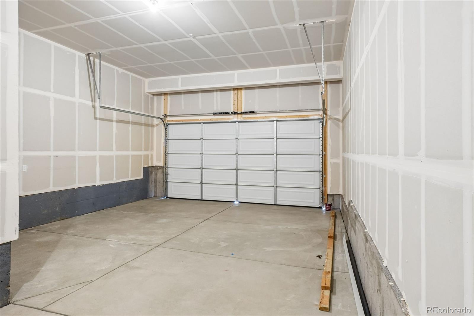MLS Image #31 for 55003 e 28th place,strasburg, Colorado