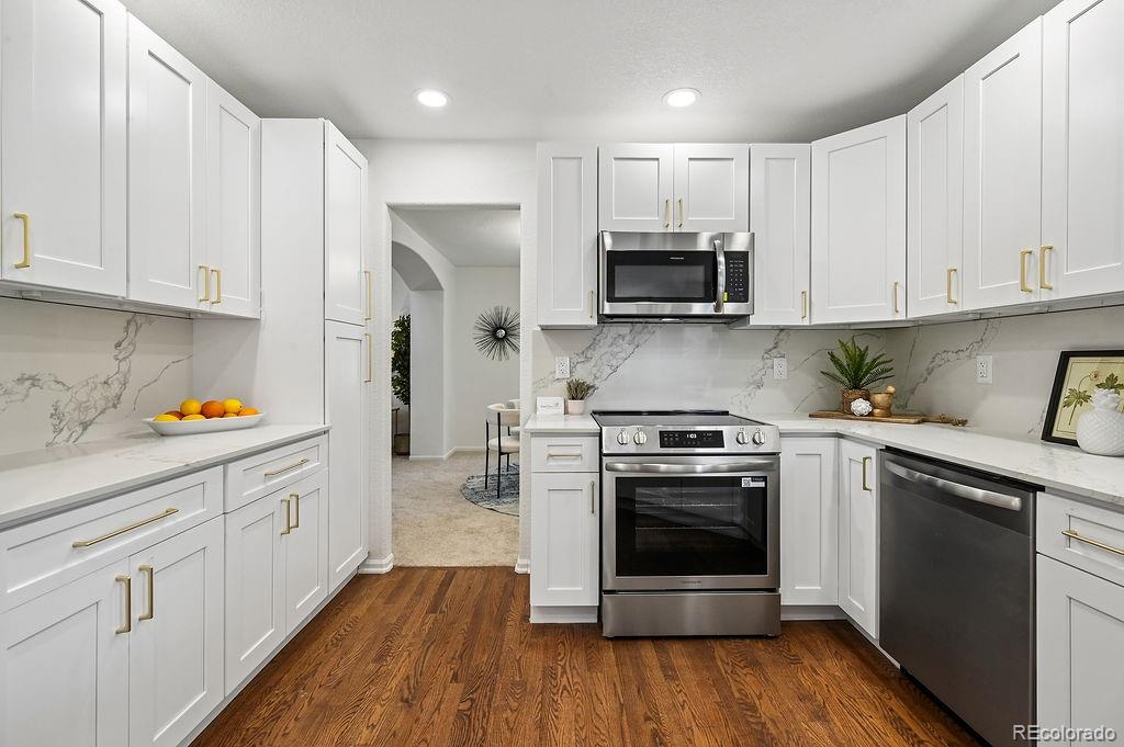 MLS Image #11 for 3986 s sable circle,aurora, Colorado