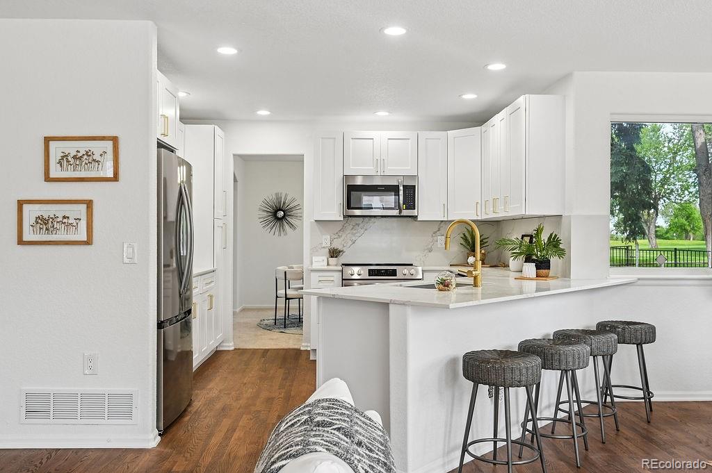 MLS Image #13 for 3986 s sable circle,aurora, Colorado
