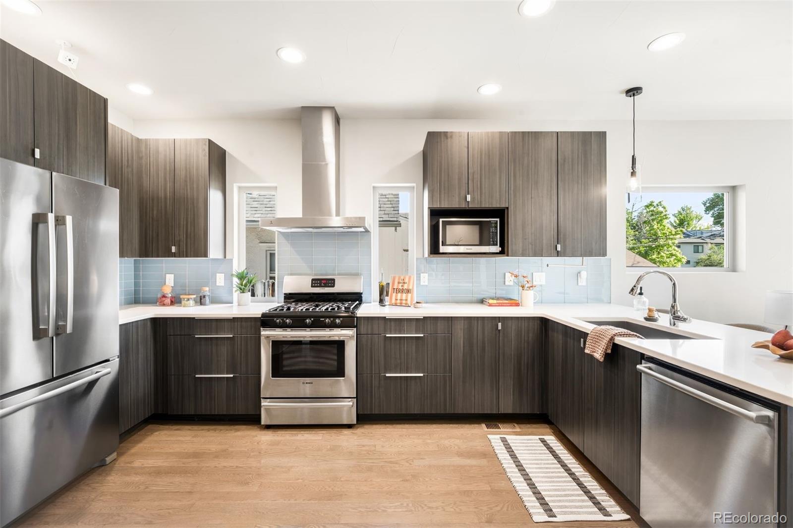 MLS Image #11 for 2435 s high street,denver, Colorado