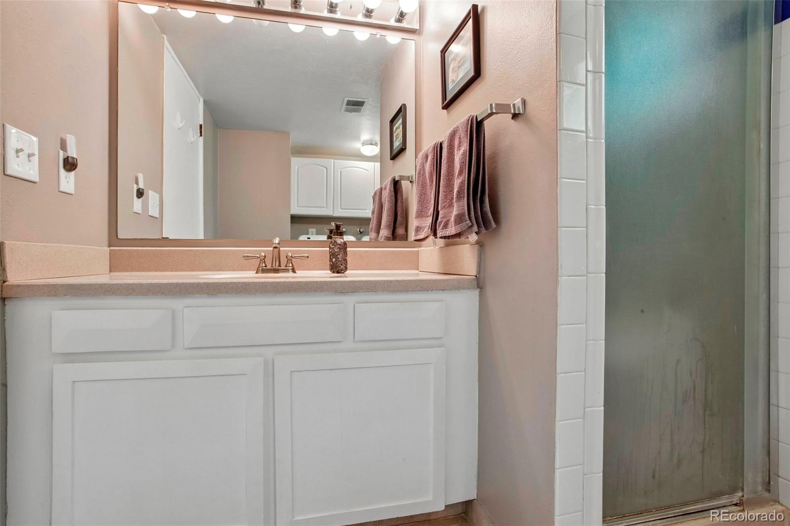 MLS Image #16 for 454 w acoma drive,littleton, Colorado