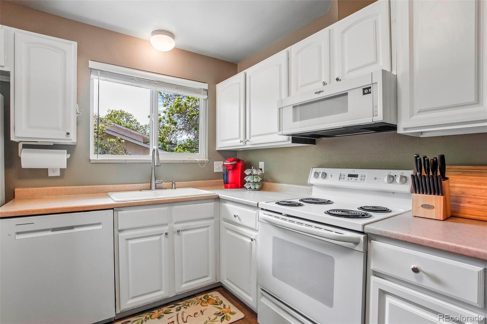 MLS Image #6 for 454 w acoma drive,littleton, Colorado