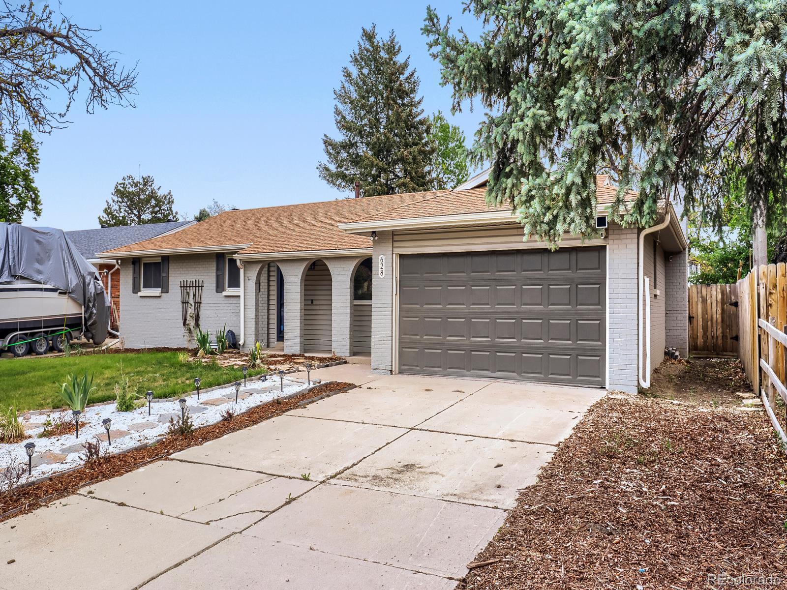 MLS Image #34 for 628 s oswego court,aurora, Colorado