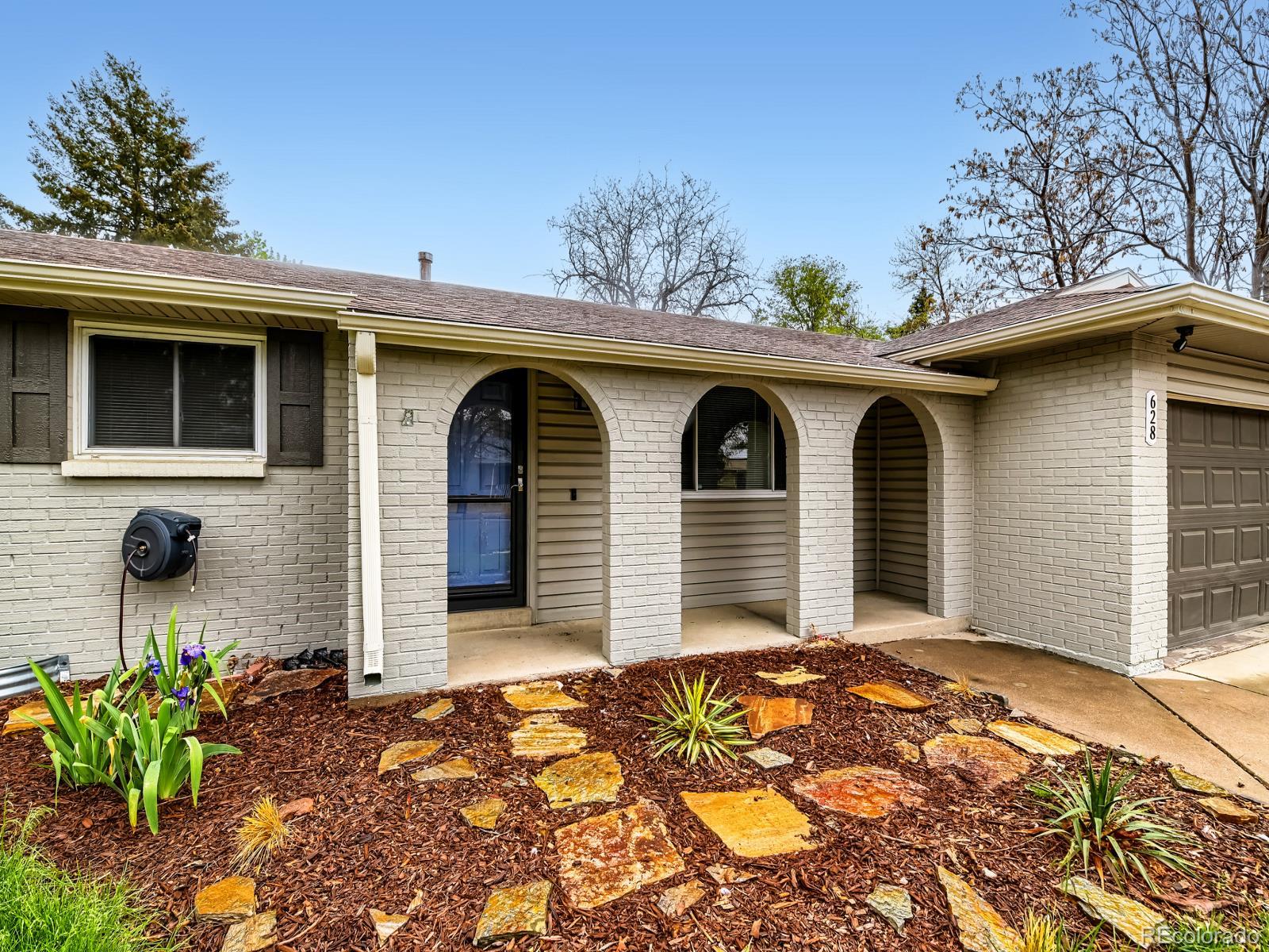 MLS Image #37 for 628 s oswego court,aurora, Colorado