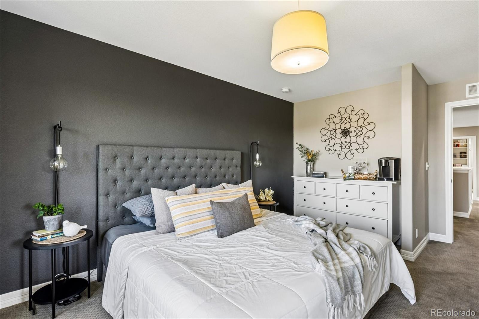 MLS Image #16 for 11053 e 28th place,denver, Colorado