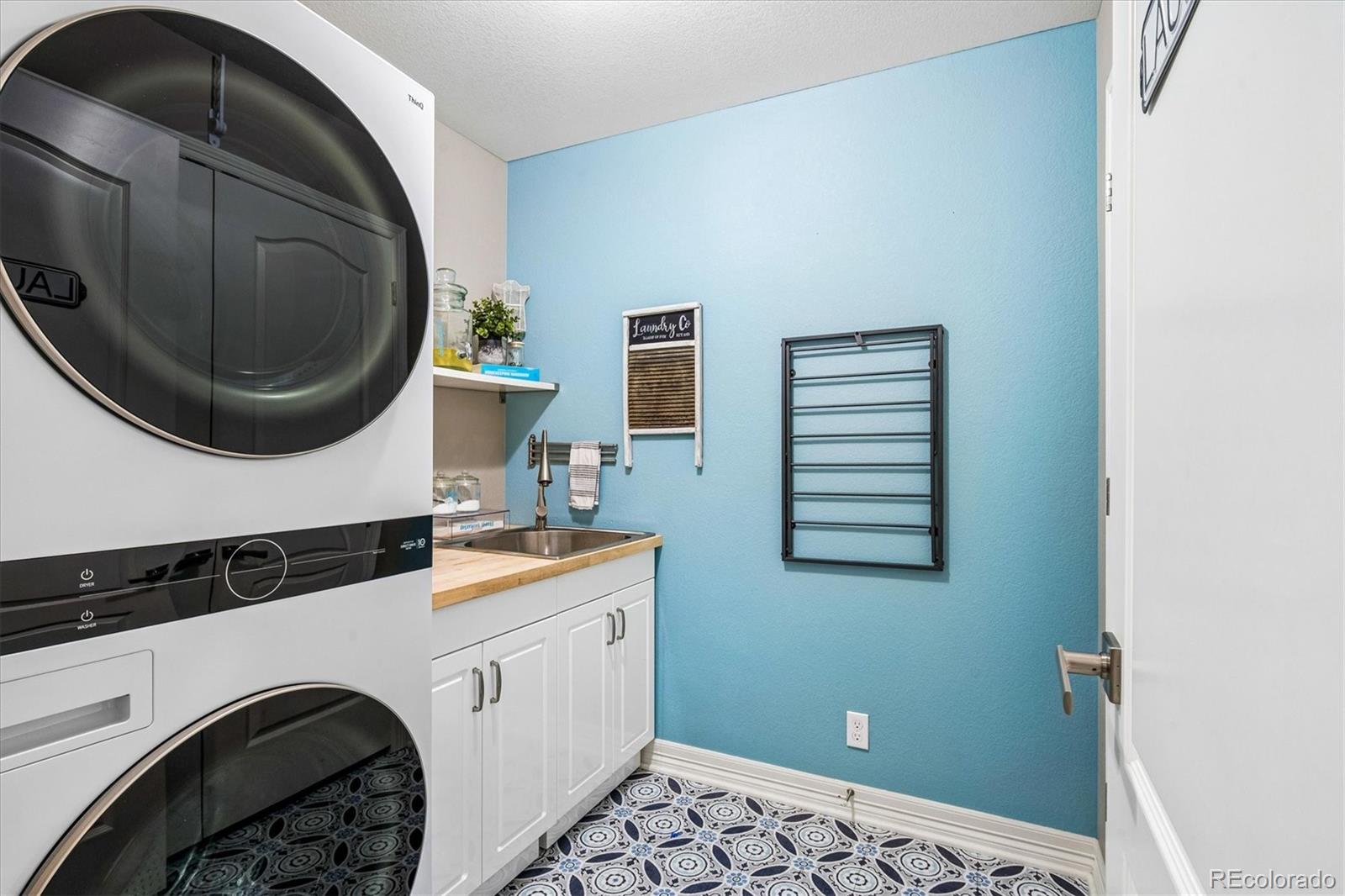 MLS Image #22 for 11053 e 28th place,denver, Colorado