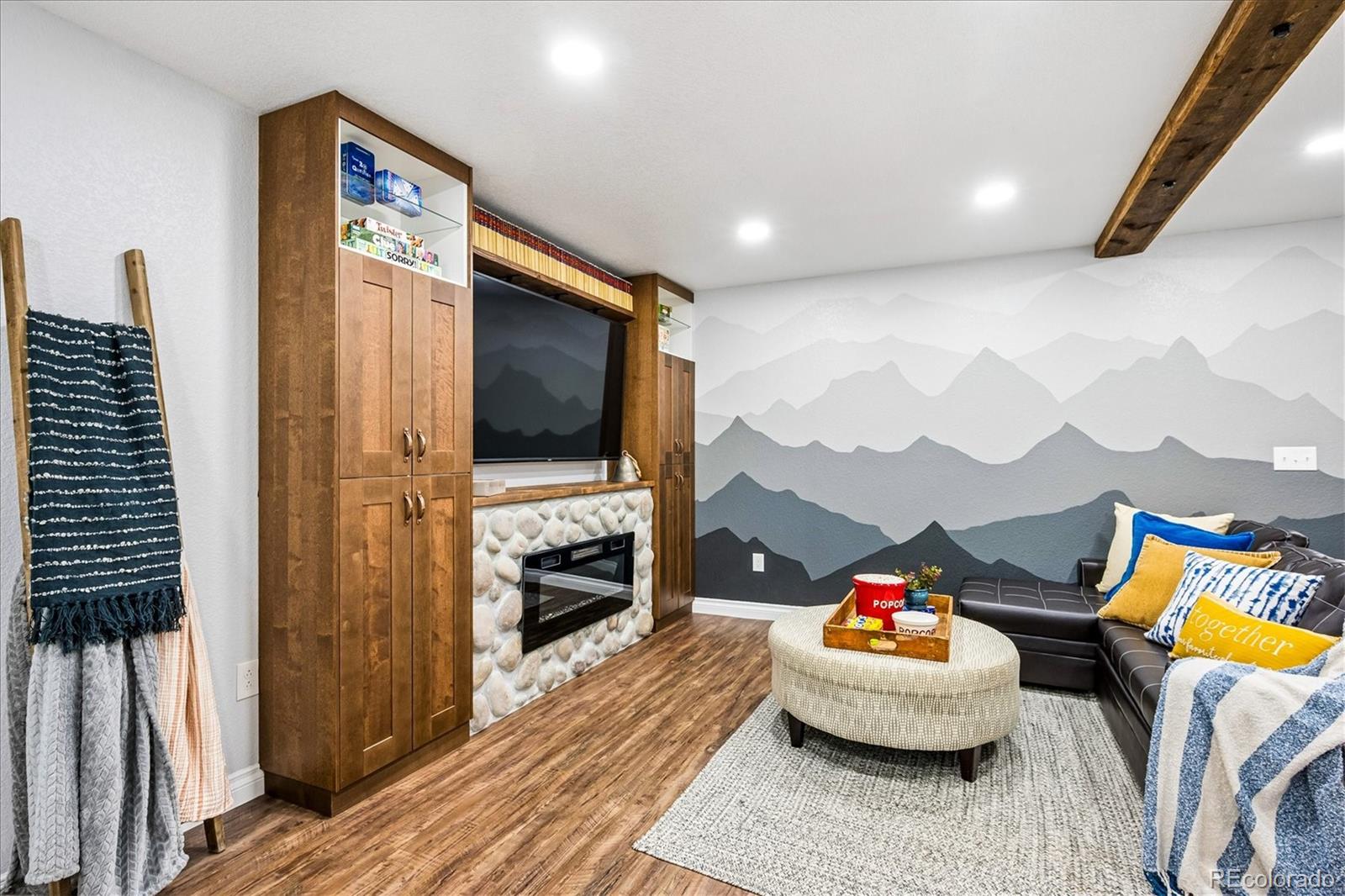 MLS Image #23 for 11053 e 28th place,denver, Colorado