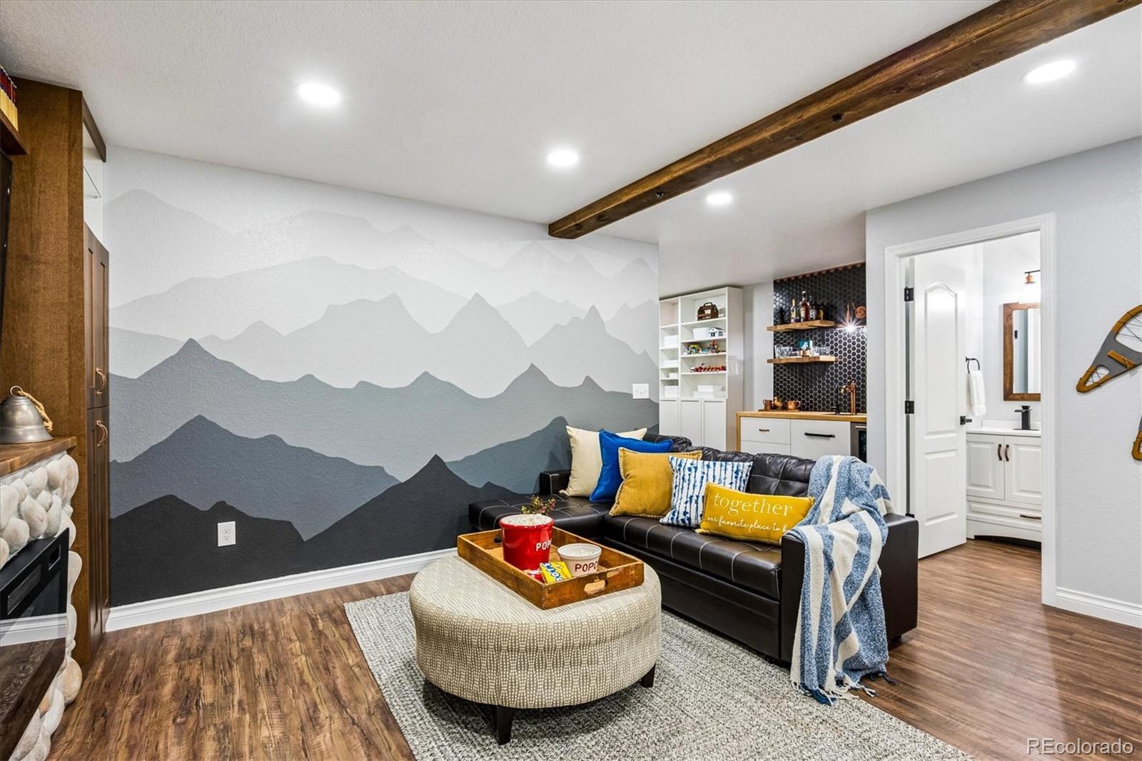 MLS Image #24 for 11053 e 28th place,denver, Colorado