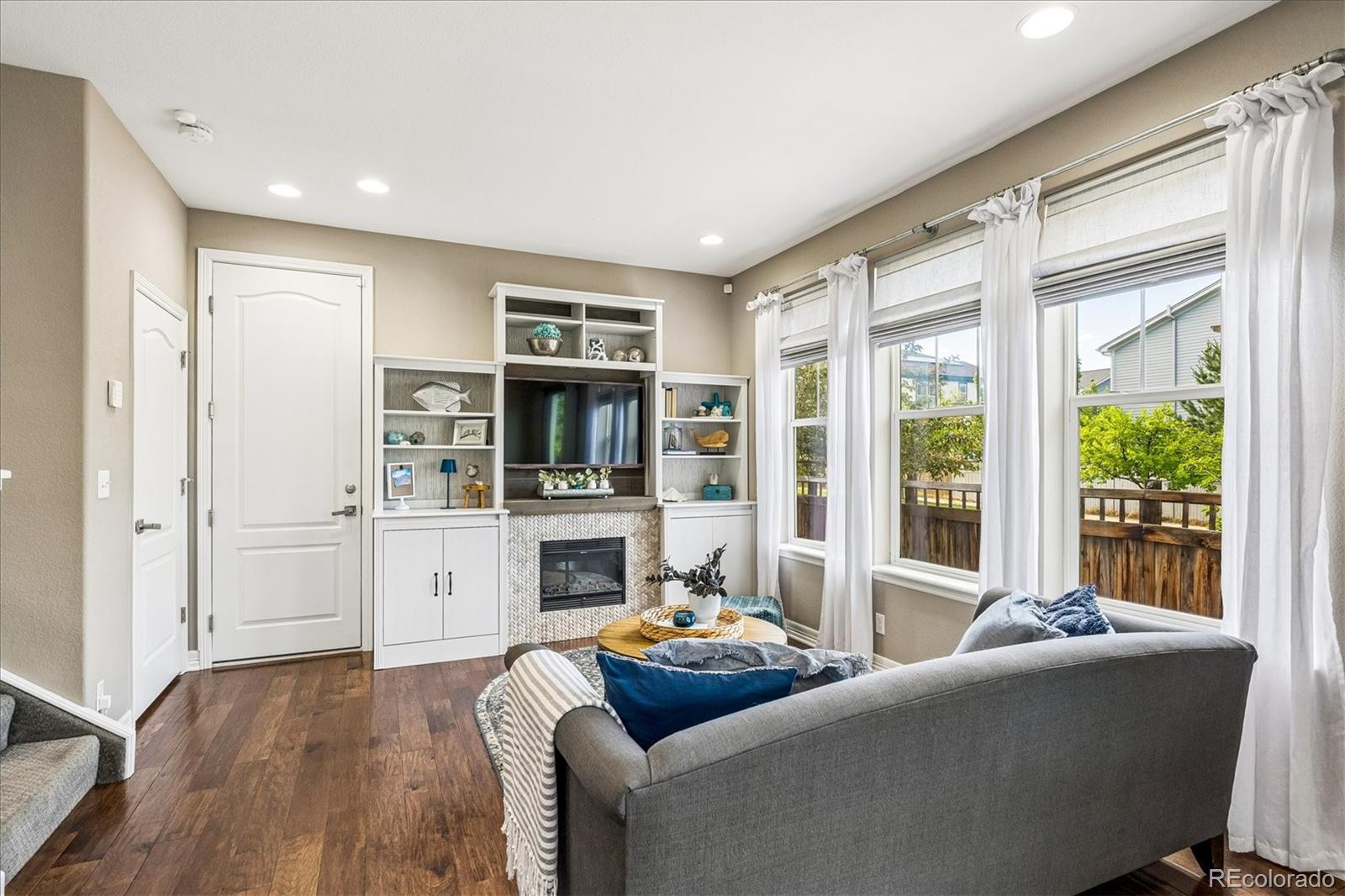 MLS Image #9 for 11053 e 28th place,denver, Colorado