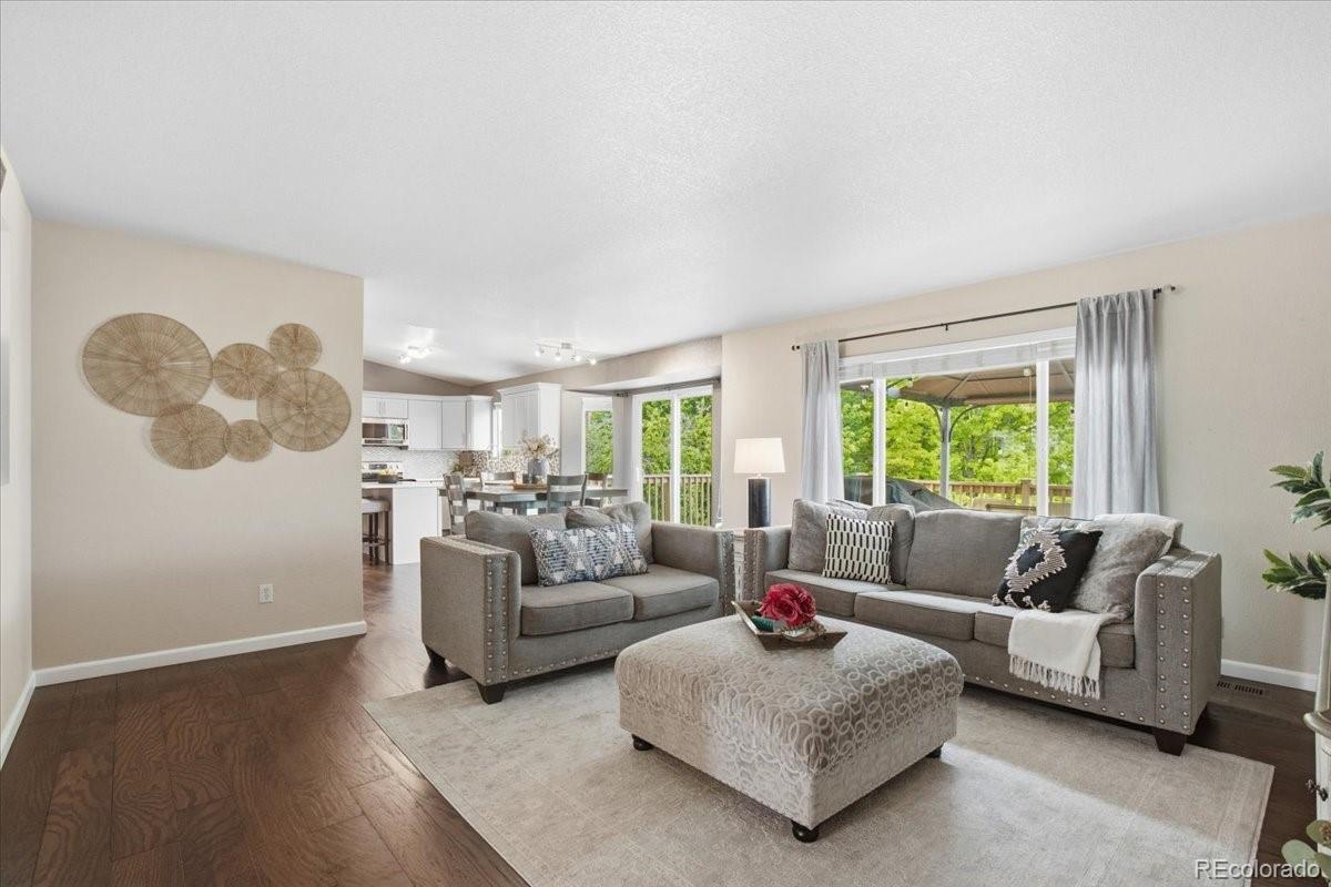 MLS Image #4 for 8205  eagleview drive,littleton, Colorado