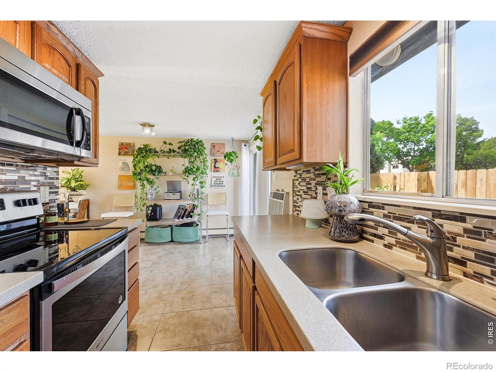 MLS Image #11 for 2741  harvard street,fort collins, Colorado