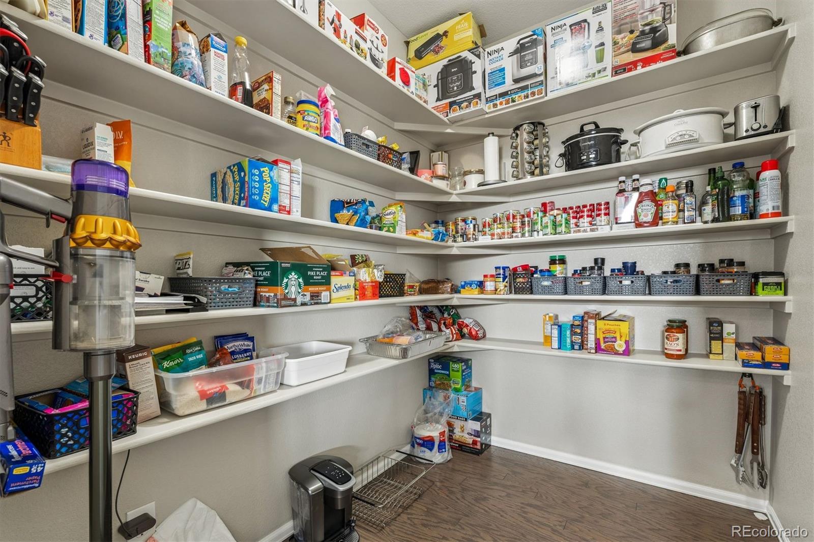 MLS Image #14 for 13638  valentia street,thornton, Colorado