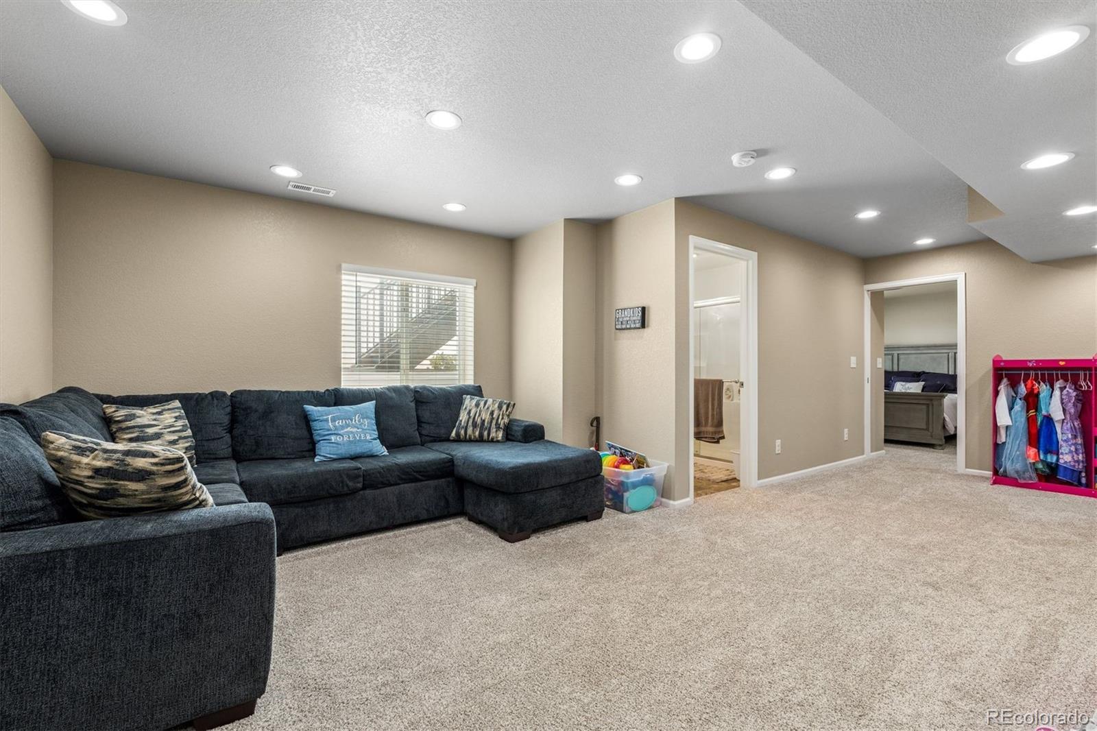 MLS Image #27 for 13638  valentia street,thornton, Colorado
