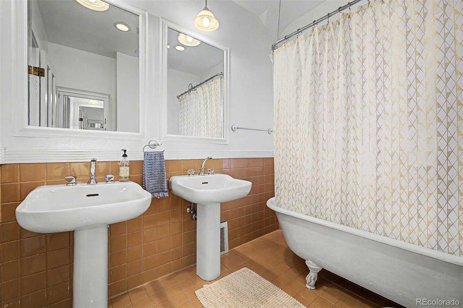 MLS Image #23 for 1241  york street,denver, Colorado