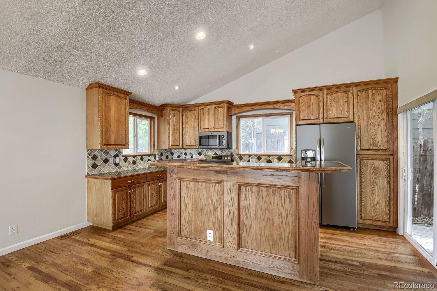 MLS Image #3 for 17483 e temple drive,aurora, Colorado