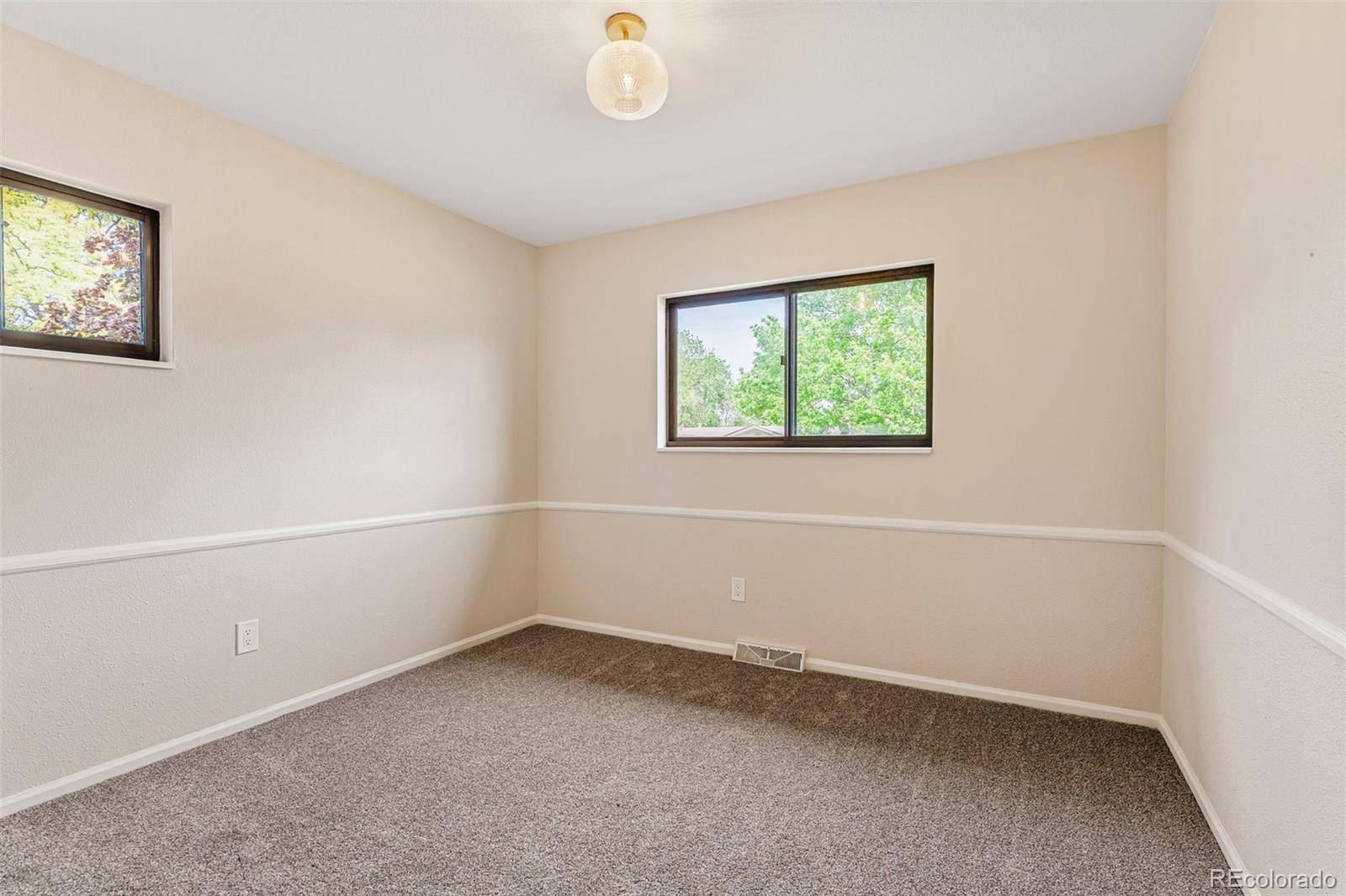 MLS Image #16 for 8995 e cornell avenue,denver, Colorado