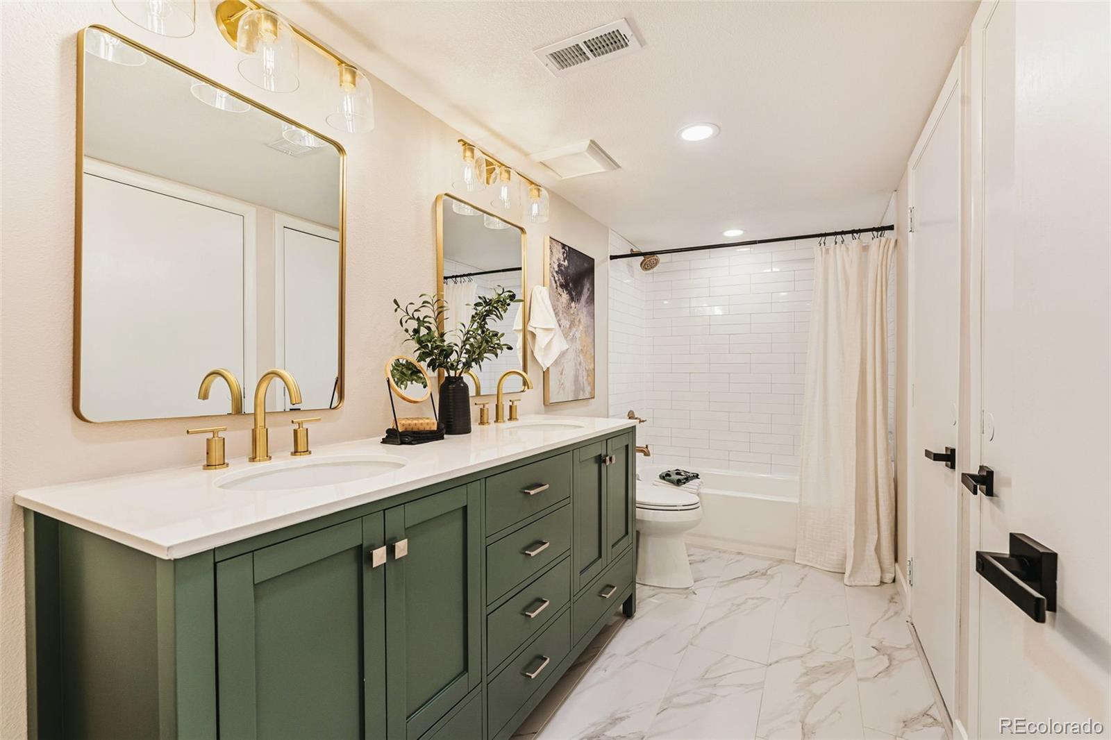 MLS Image #23 for 8995 e cornell avenue,denver, Colorado