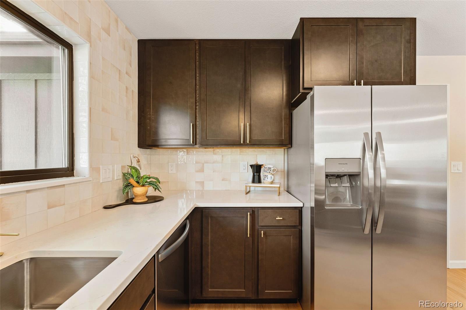 MLS Image #9 for 8995 e cornell avenue,denver, Colorado