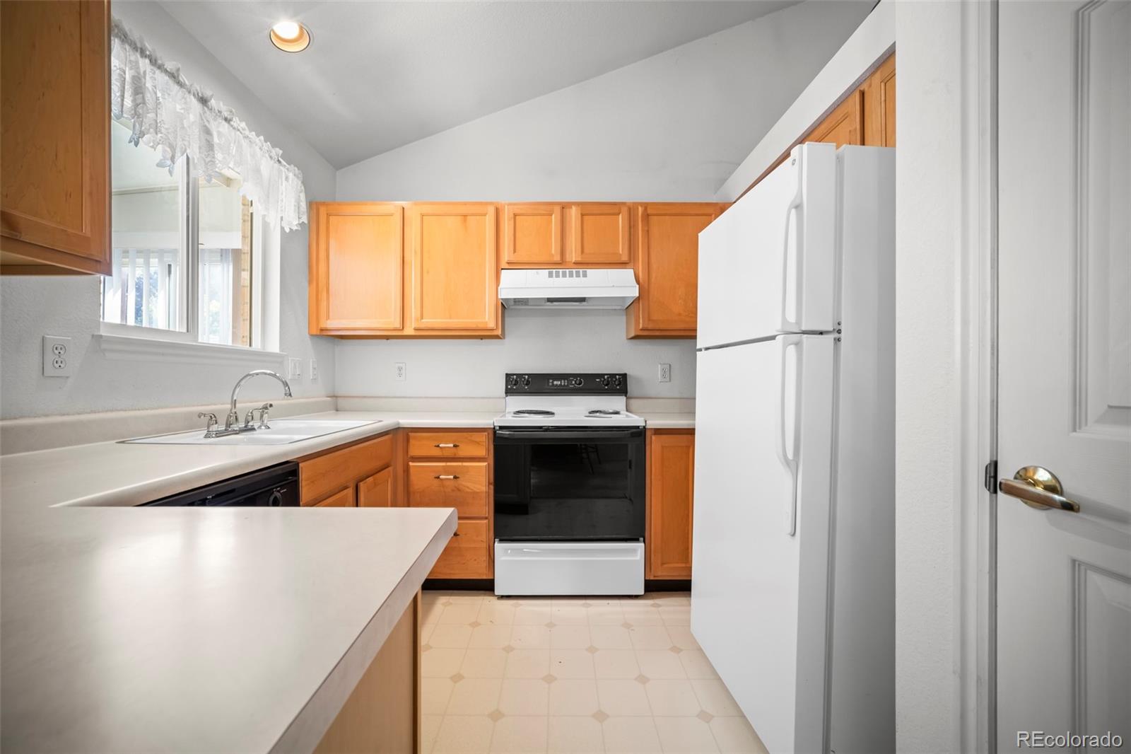 MLS Image #3 for 2871  elaine drive,broomfield, Colorado