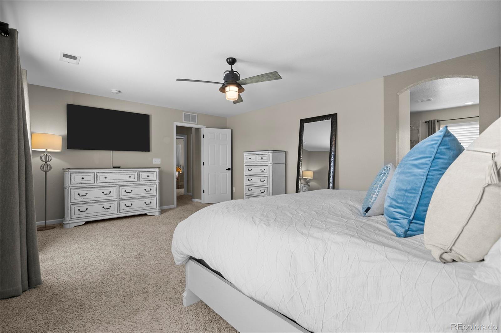 MLS Image #19 for 5060 s riviera court,aurora, Colorado