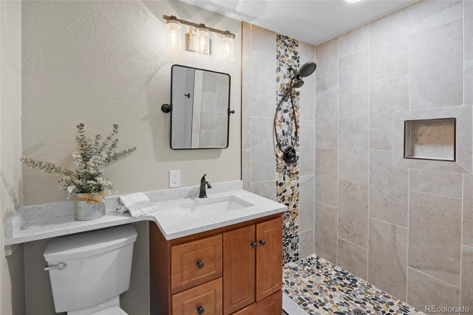 MLS Image #33 for 5060 s riviera court,aurora, Colorado