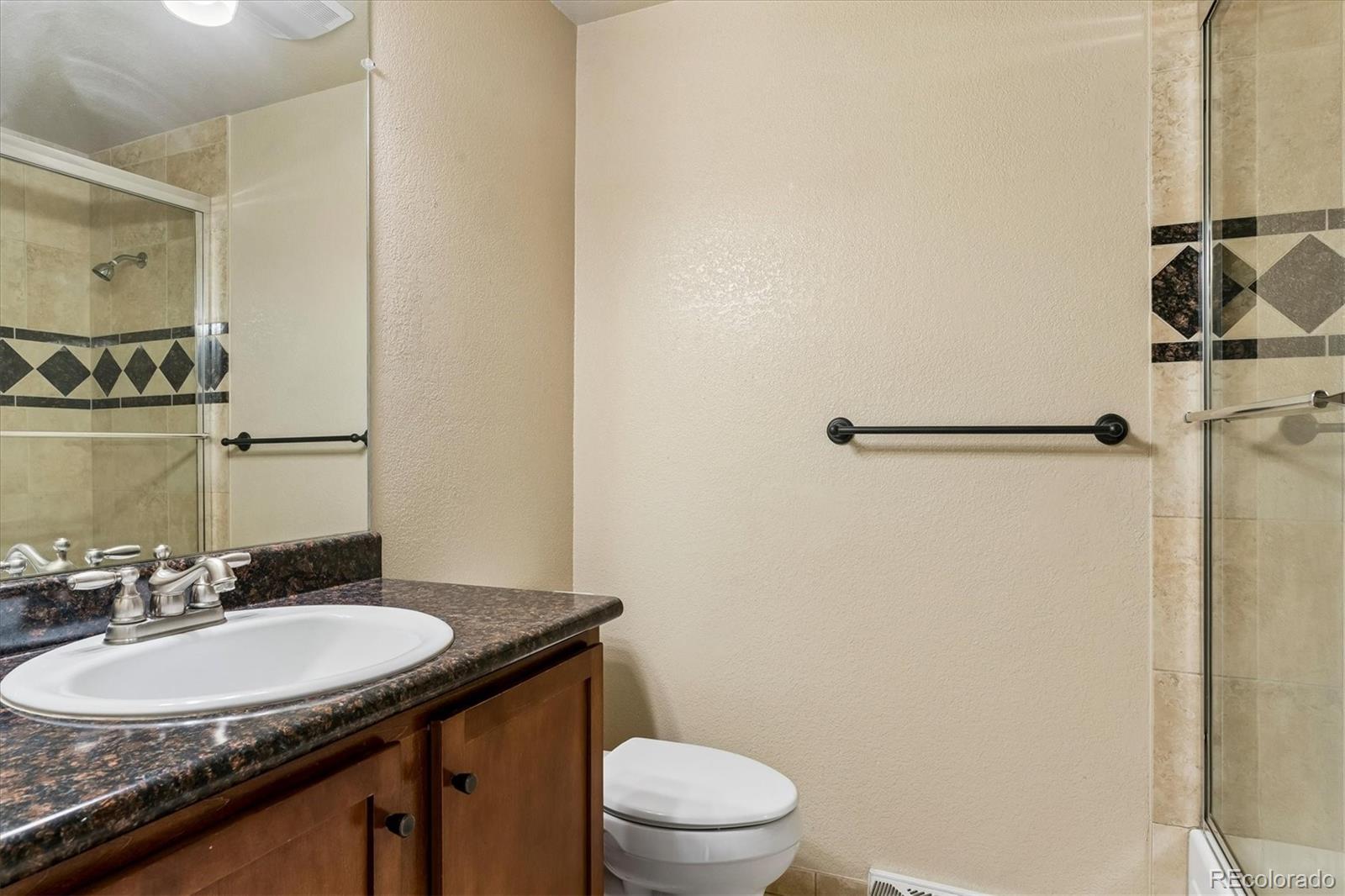 MLS Image #17 for 1415 s zang street,lakewood, Colorado