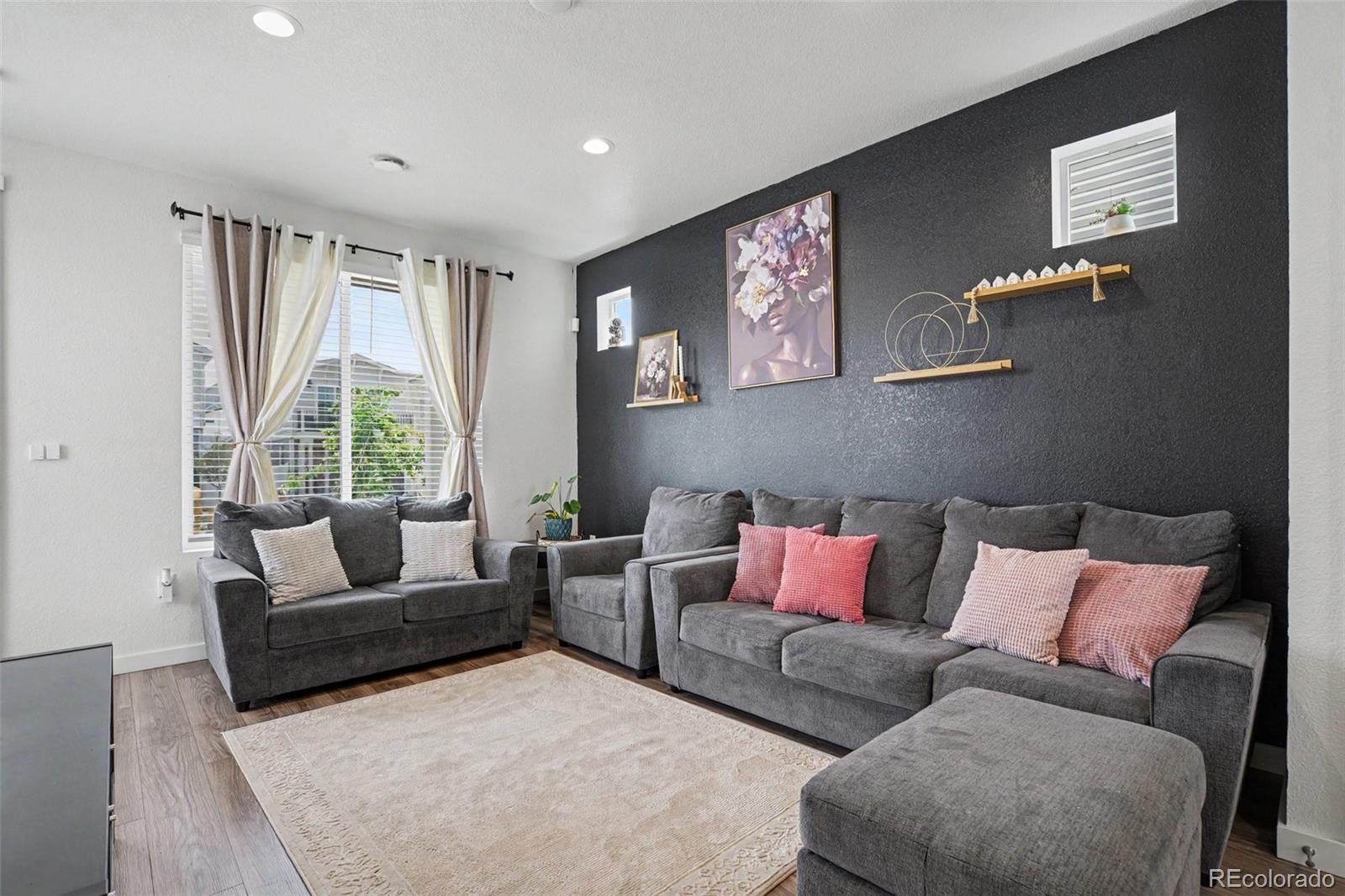MLS Image #6 for 18262 e 49th place,denver, Colorado
