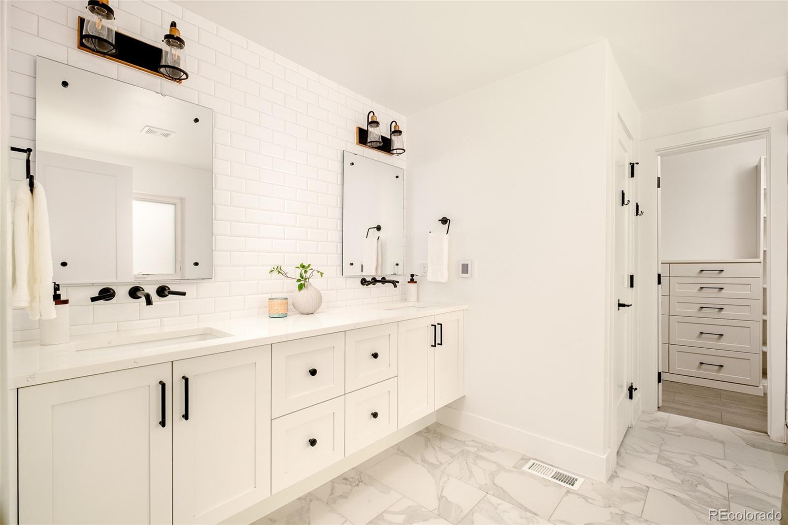 MLS Image #13 for 3610  vallejo street,denver, Colorado