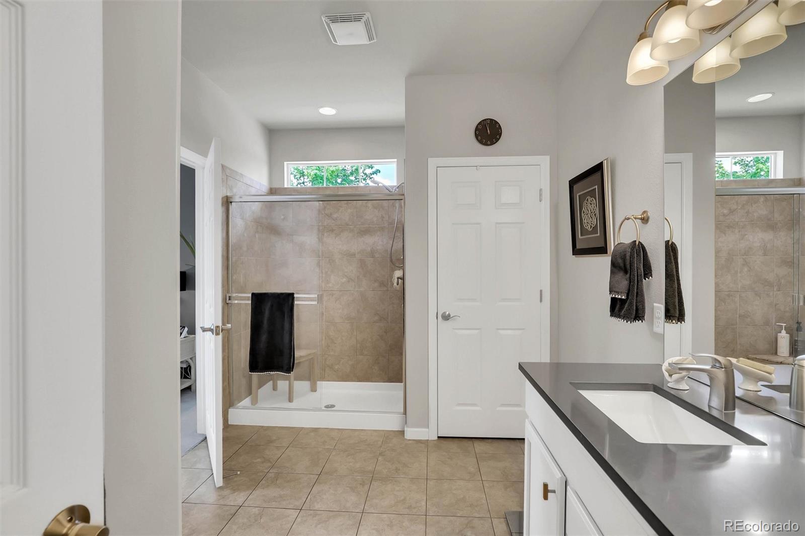 MLS Image #35 for 15922  torreys way,broomfield, Colorado