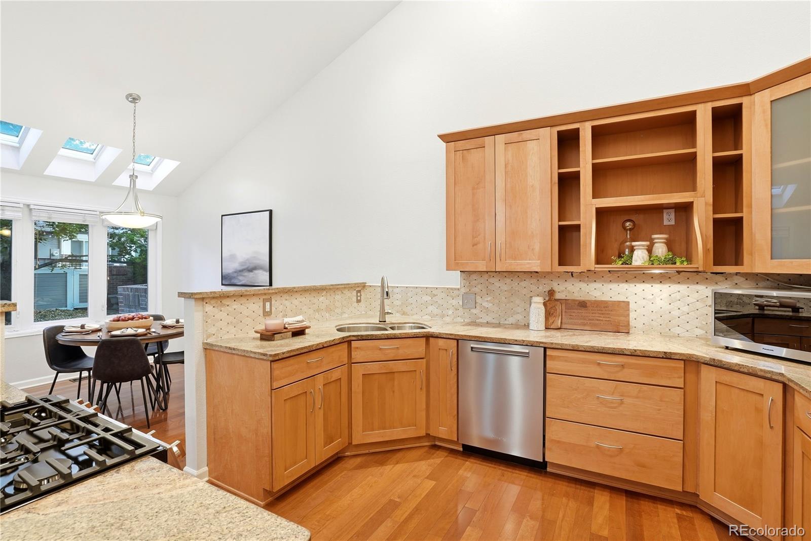 MLS Image #12 for 7522 s monaco way,centennial, Colorado