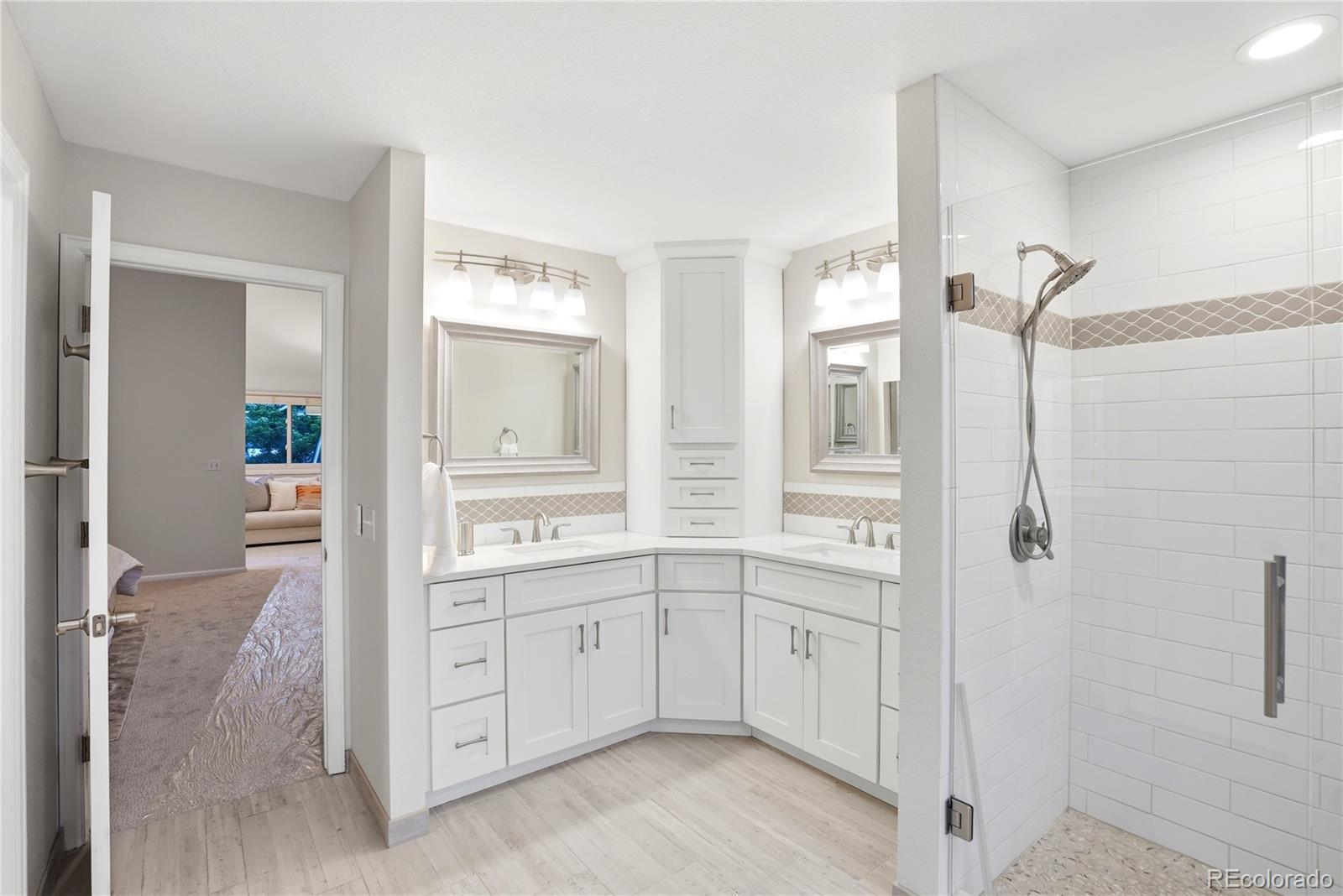 MLS Image #27 for 7522 s monaco way,centennial, Colorado