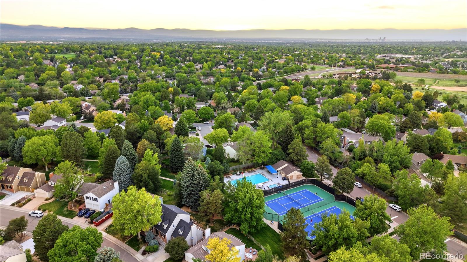 MLS Image #48 for 7522 s monaco way,centennial, Colorado