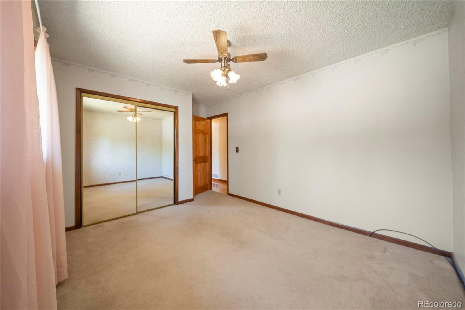 MLS Image #11 for 10152 w 70th drive,arvada, Colorado