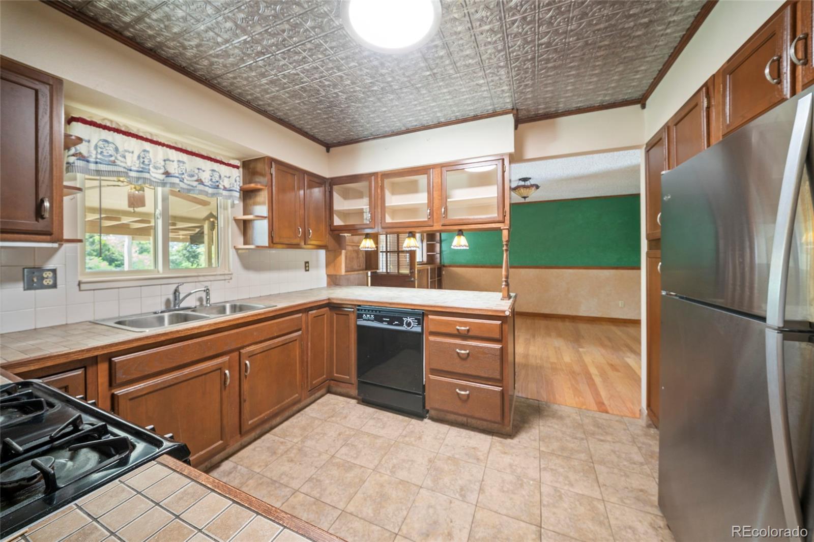 MLS Image #21 for 10152 w 70th drive,arvada, Colorado