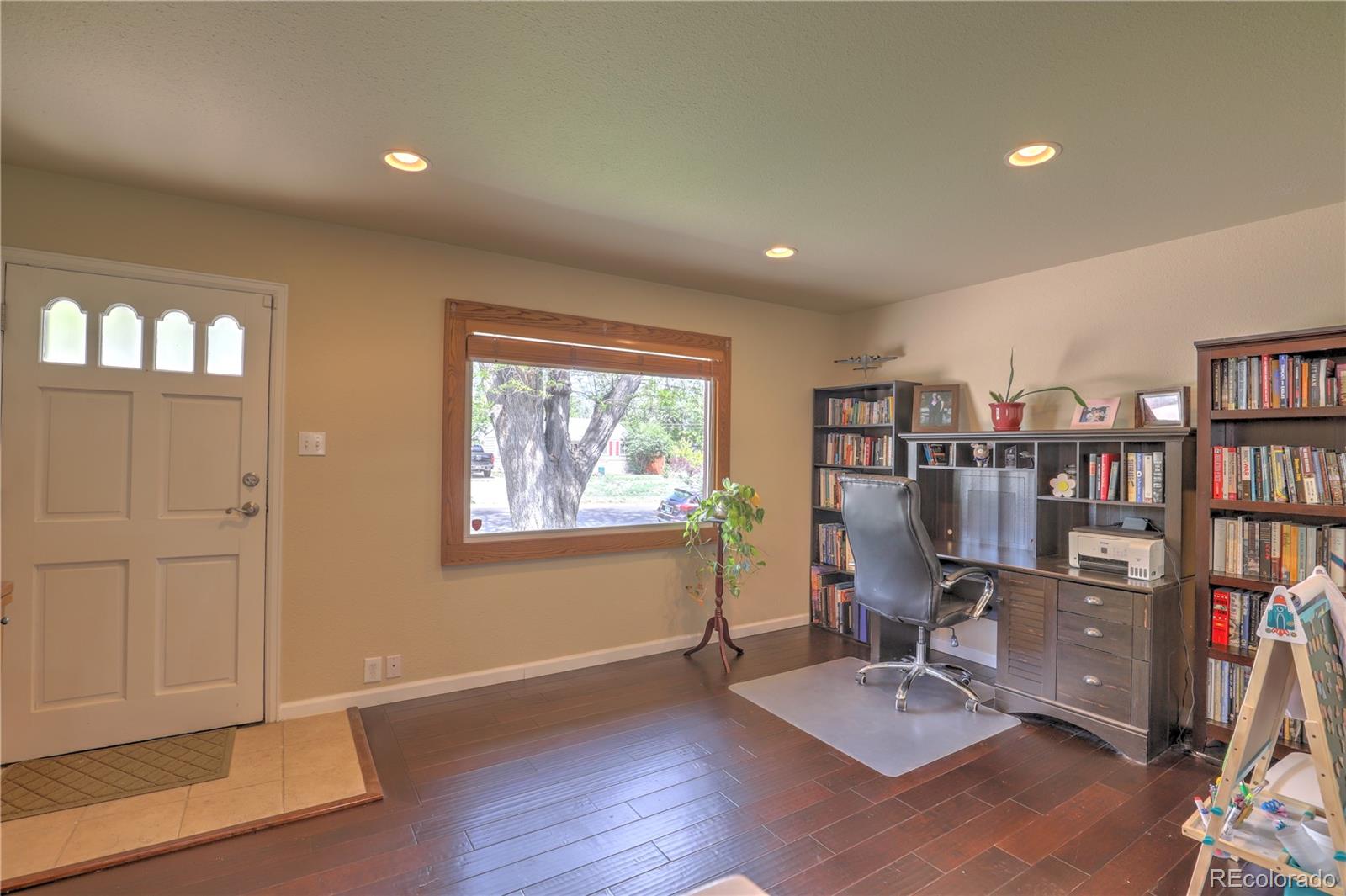 MLS Image #14 for 2610 s king street,denver, Colorado