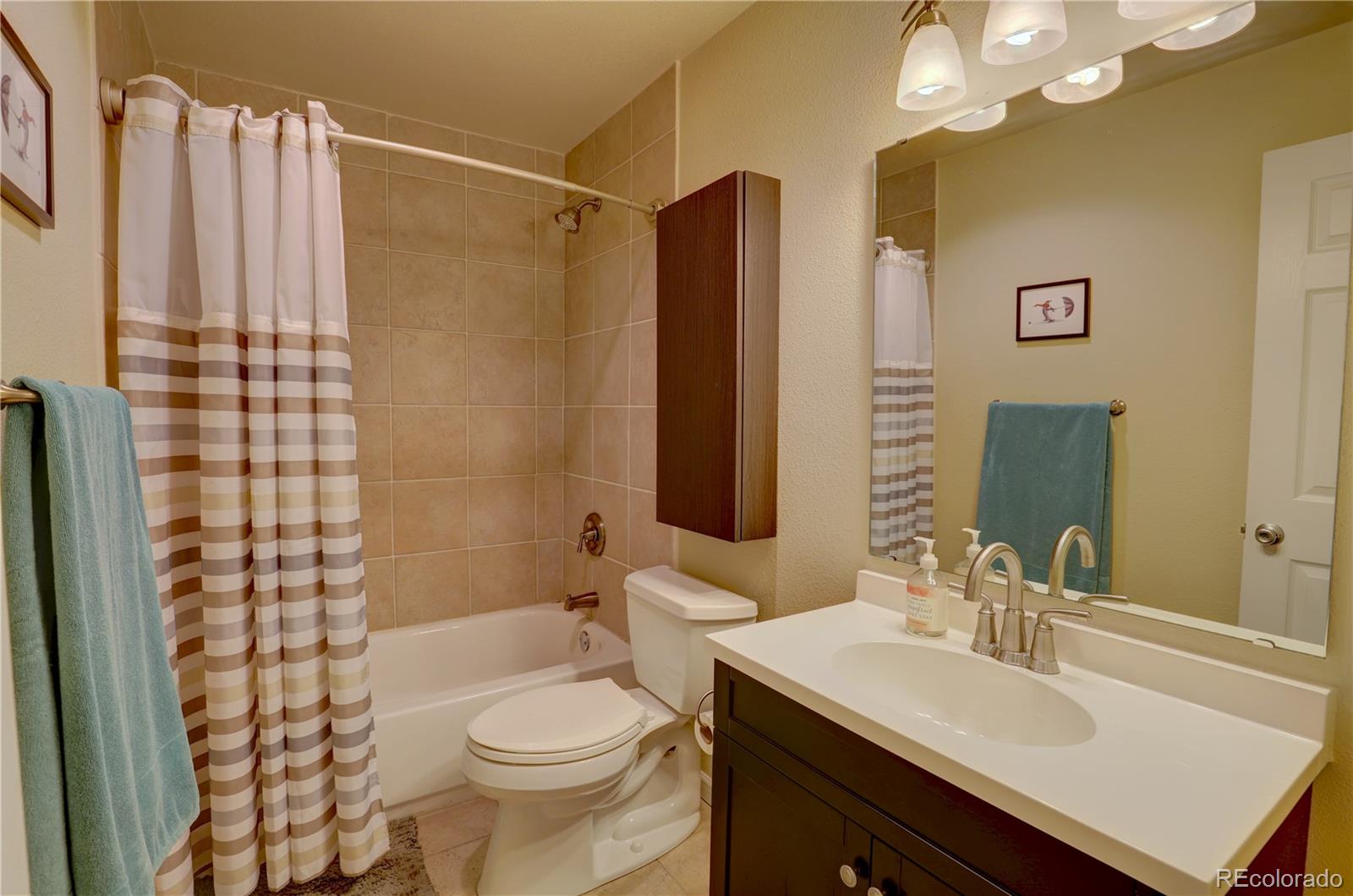 MLS Image #18 for 2610 s king street,denver, Colorado