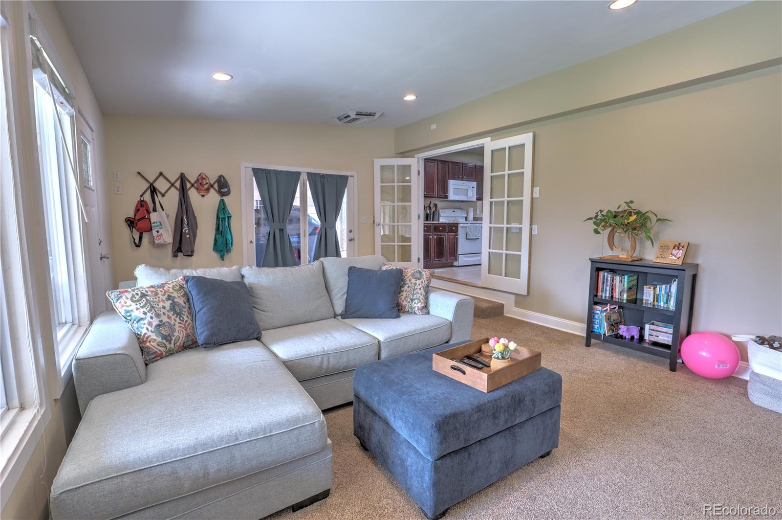 MLS Image #5 for 2610 s king street,denver, Colorado
