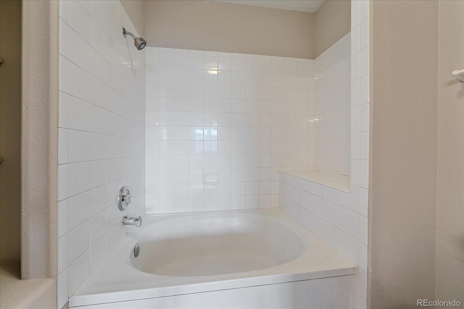 MLS Image #20 for 4005 s dillon way 204,aurora, Colorado