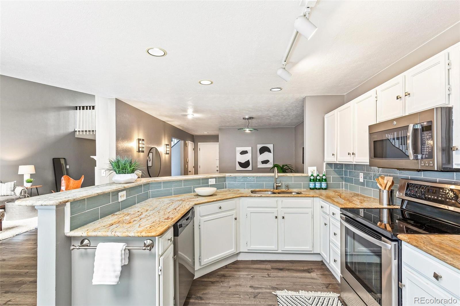 MLS Image #11 for 8148 s humboldt circle ,centennial, Colorado