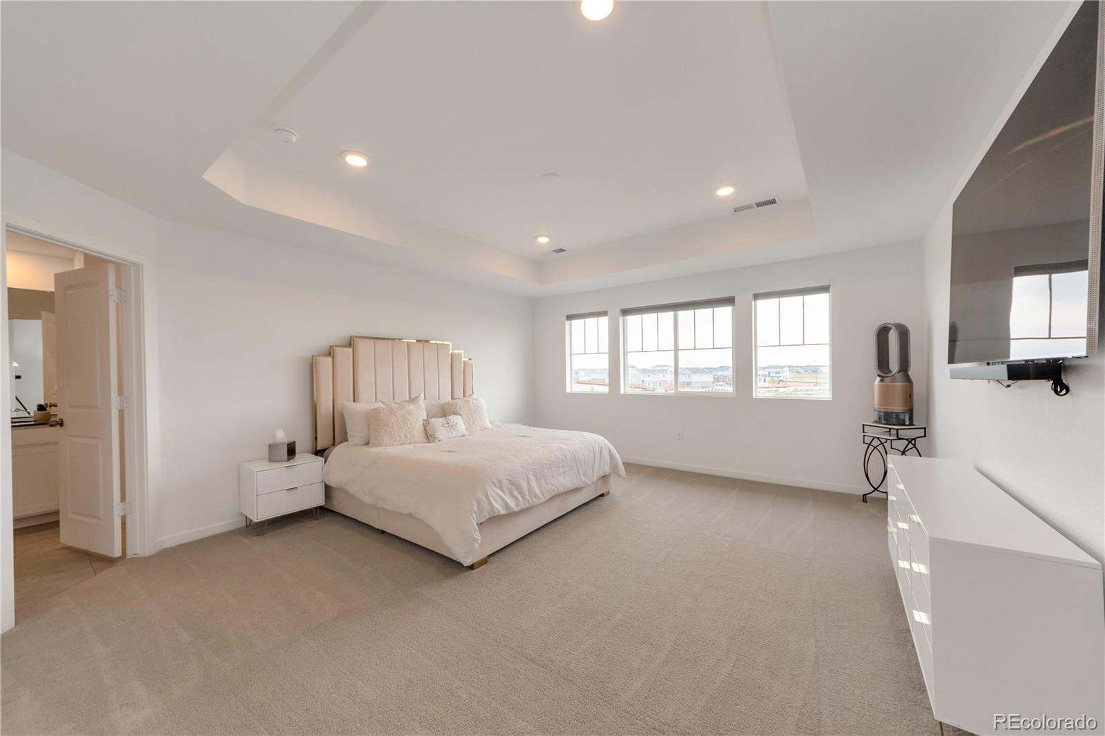 MLS Image #16 for 9981  tucson street,commerce city, Colorado