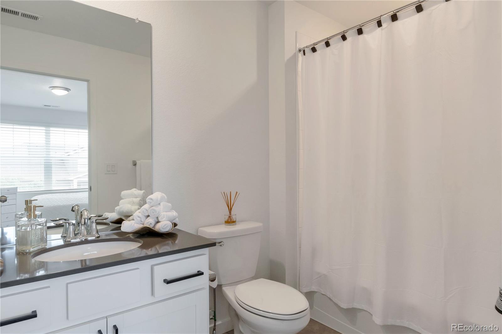 MLS Image #19 for 9981  tucson street,commerce city, Colorado