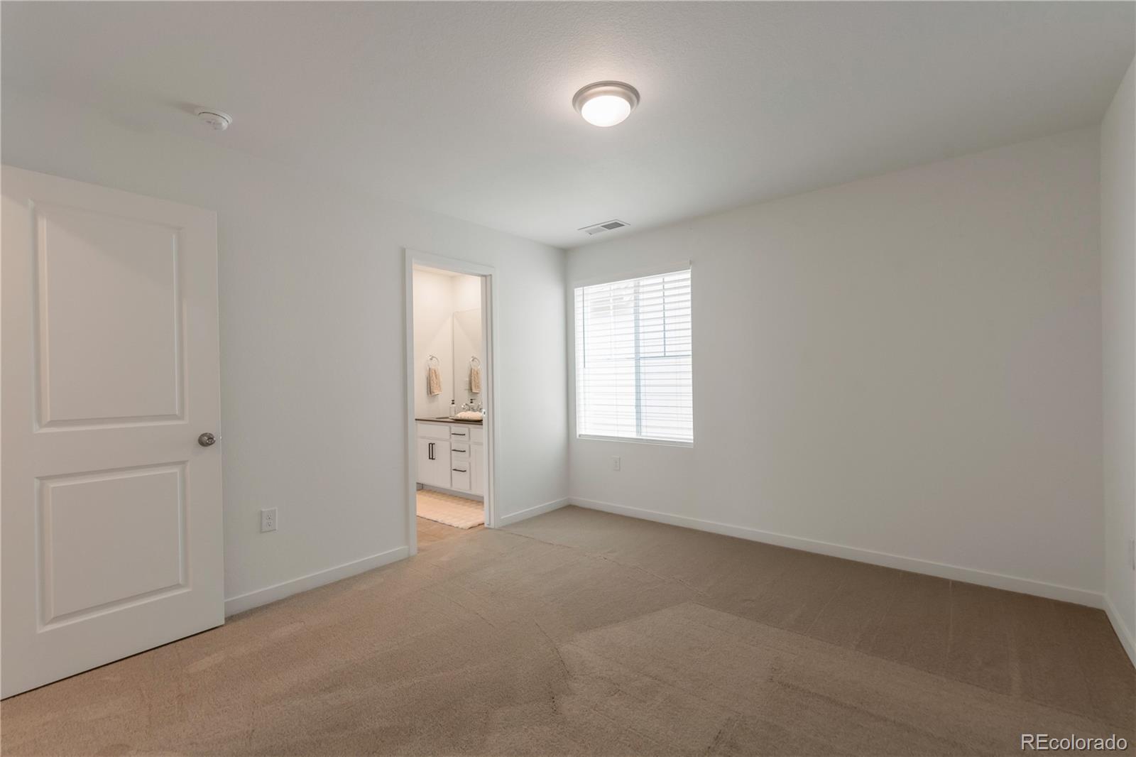 MLS Image #23 for 9981  tucson street,commerce city, Colorado