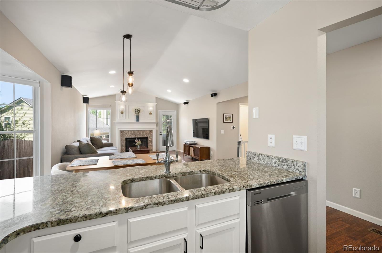 MLS Image #8 for 1010  mercury drive,lafayette, Colorado