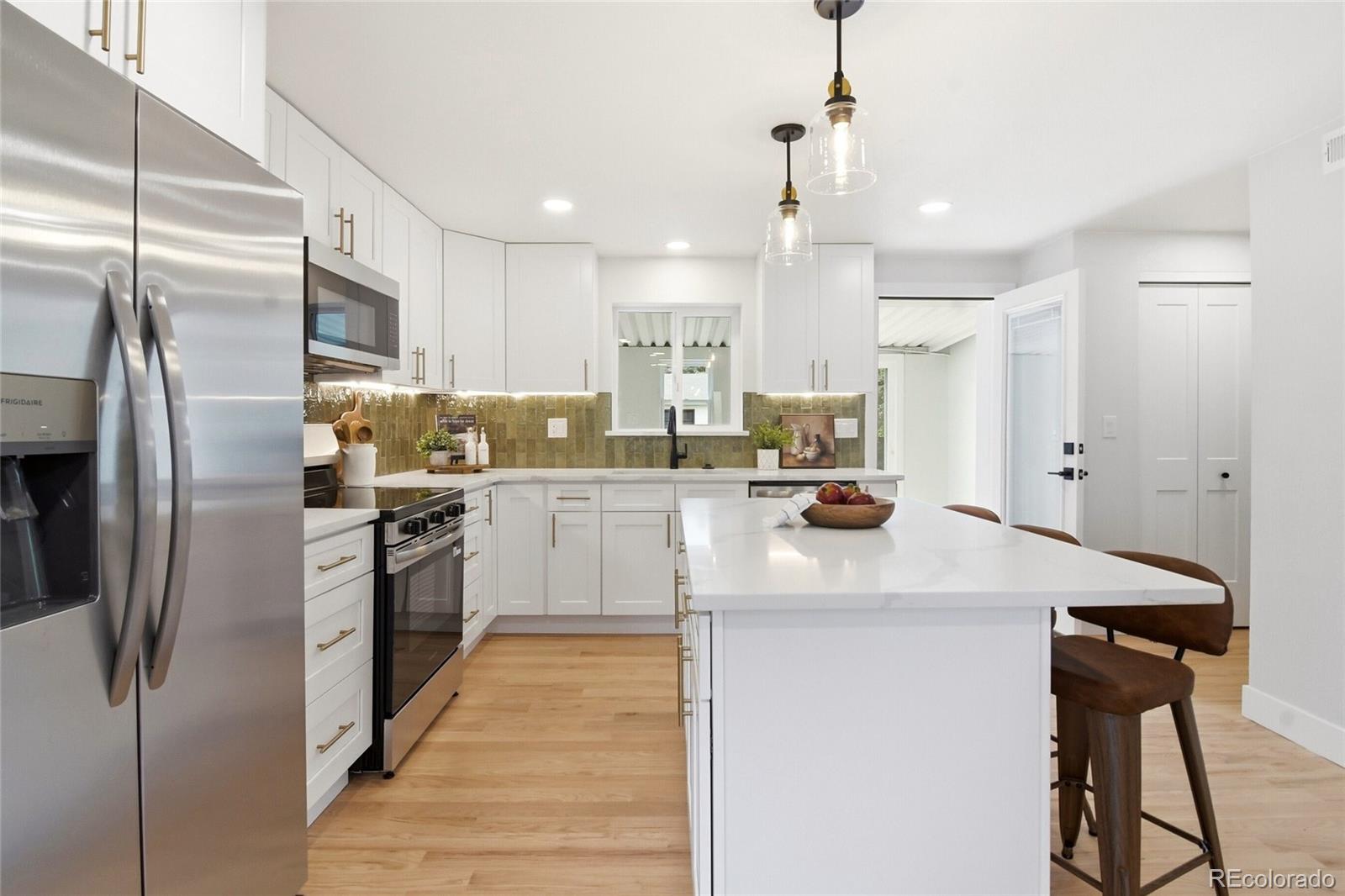 MLS Image #6 for 3075 s emerson way,englewood, Colorado