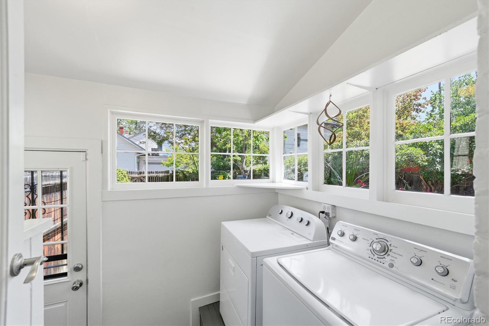 MLS Image #14 for 164 s grant street,denver, Colorado