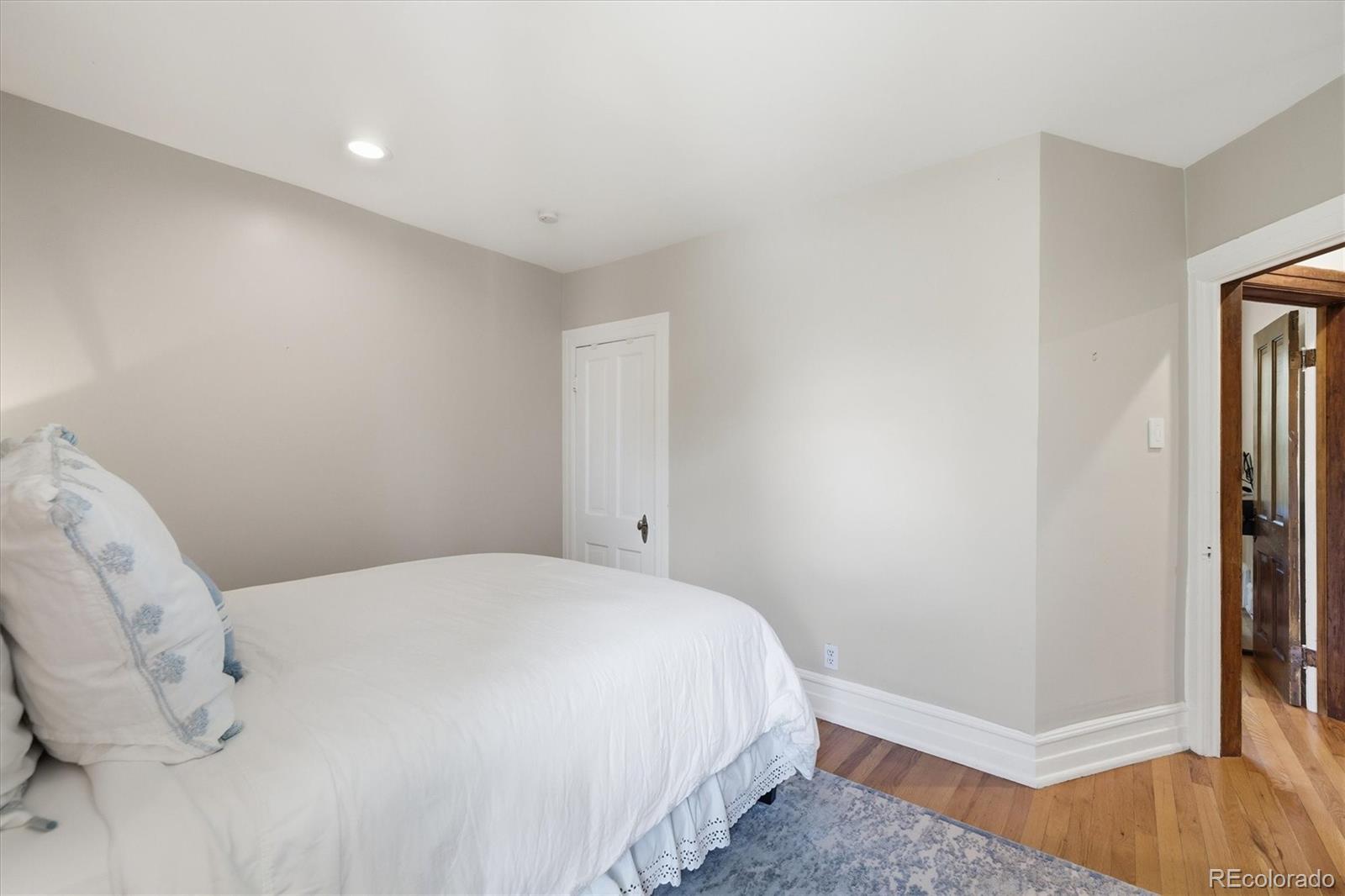 MLS Image #26 for 164 s grant street,denver, Colorado