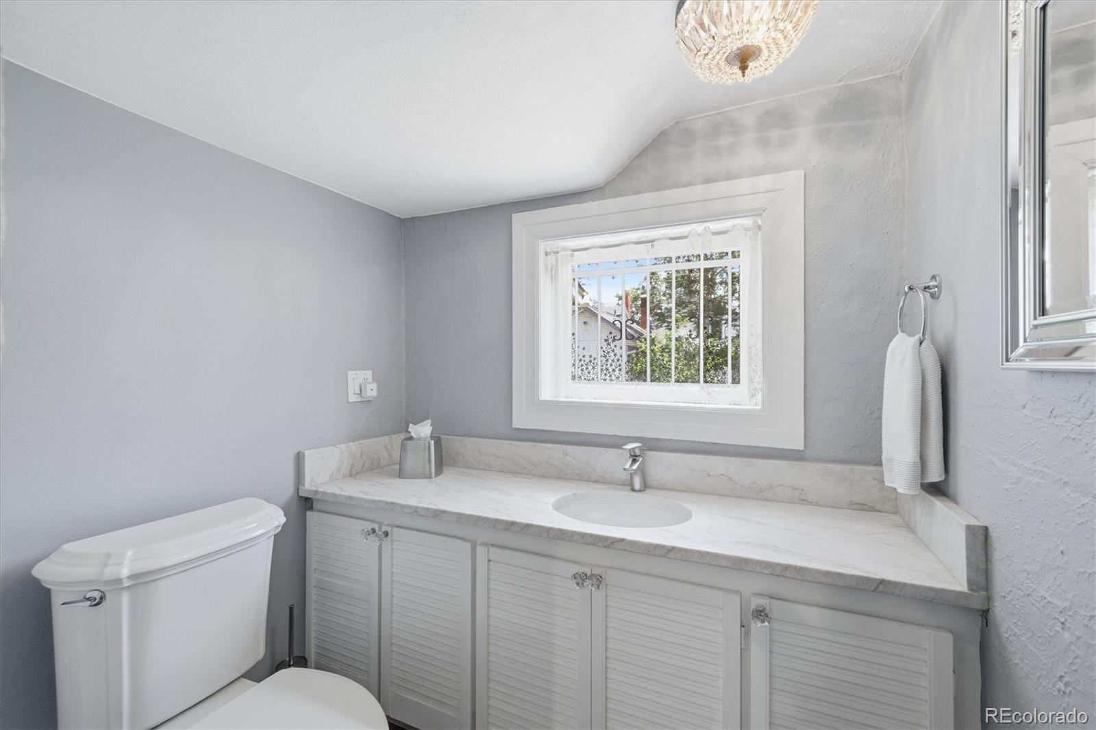 MLS Image #4 for 164 s grant street,denver, Colorado