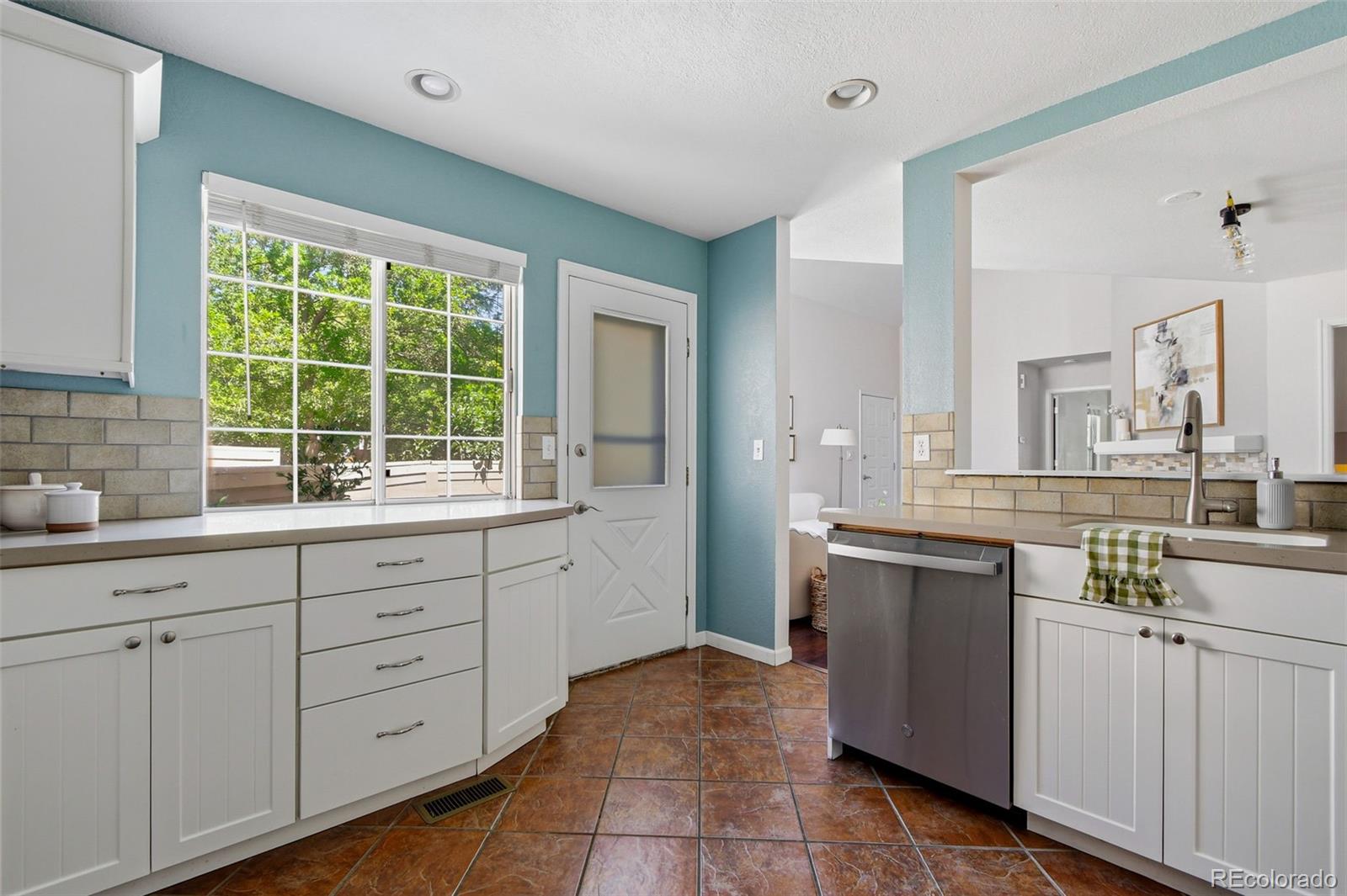 MLS Image #19 for 7370 e florida avenue 1024,denver, Colorado
