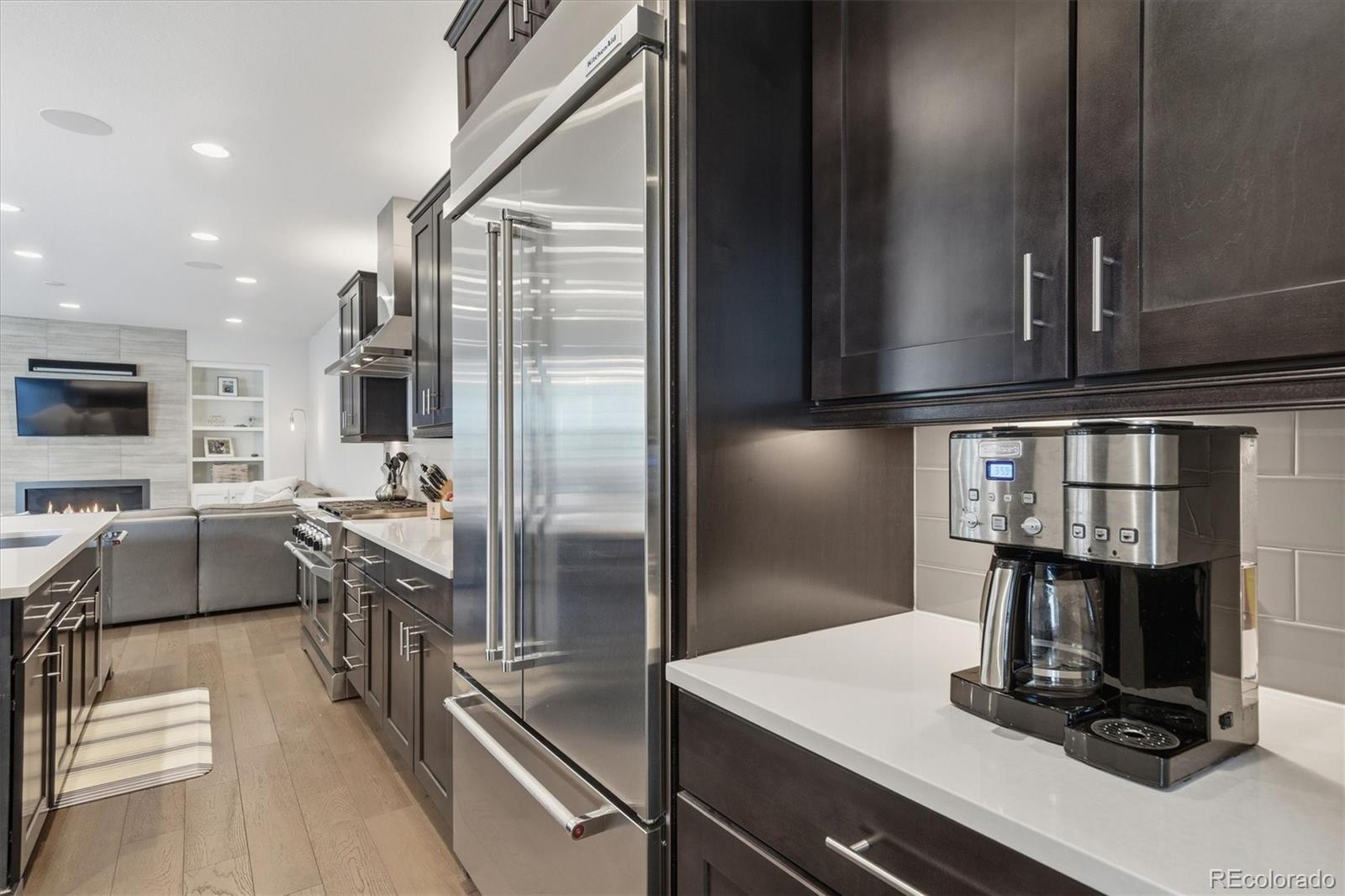 MLS Image #11 for 1164 s lincoln street,denver, Colorado