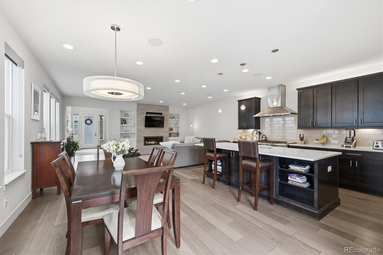 MLS Image #15 for 1164 s lincoln street,denver, Colorado